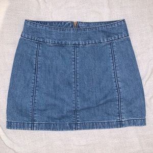 Free people Jean skirt (Modern Femme Denim Mini)